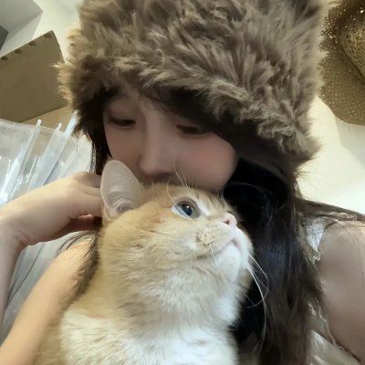 别穿越时空了,恋人们 海报
